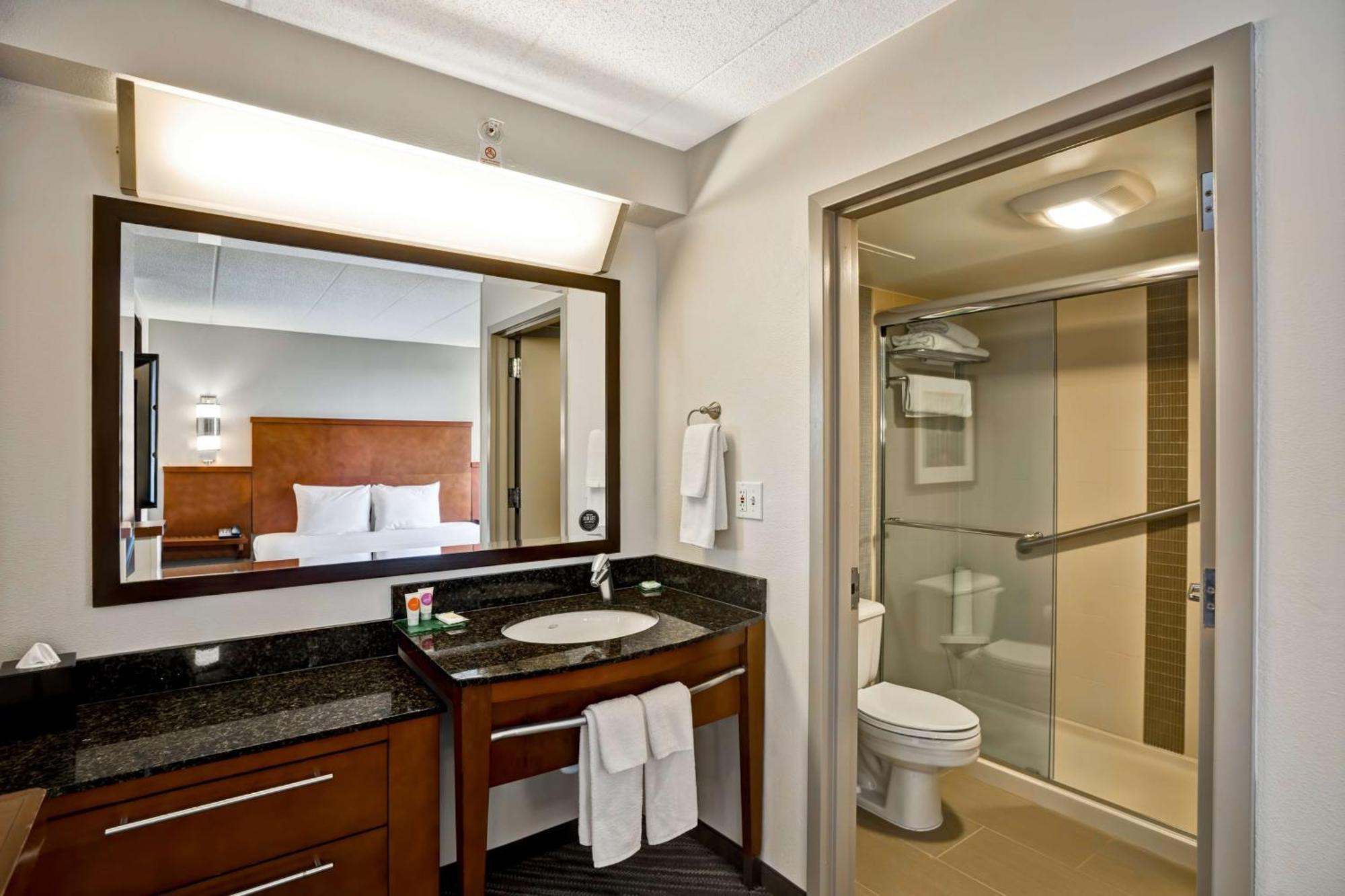 Hyatt Place Baltimore/Bwi Airport Линтикъм Екстериор снимка
