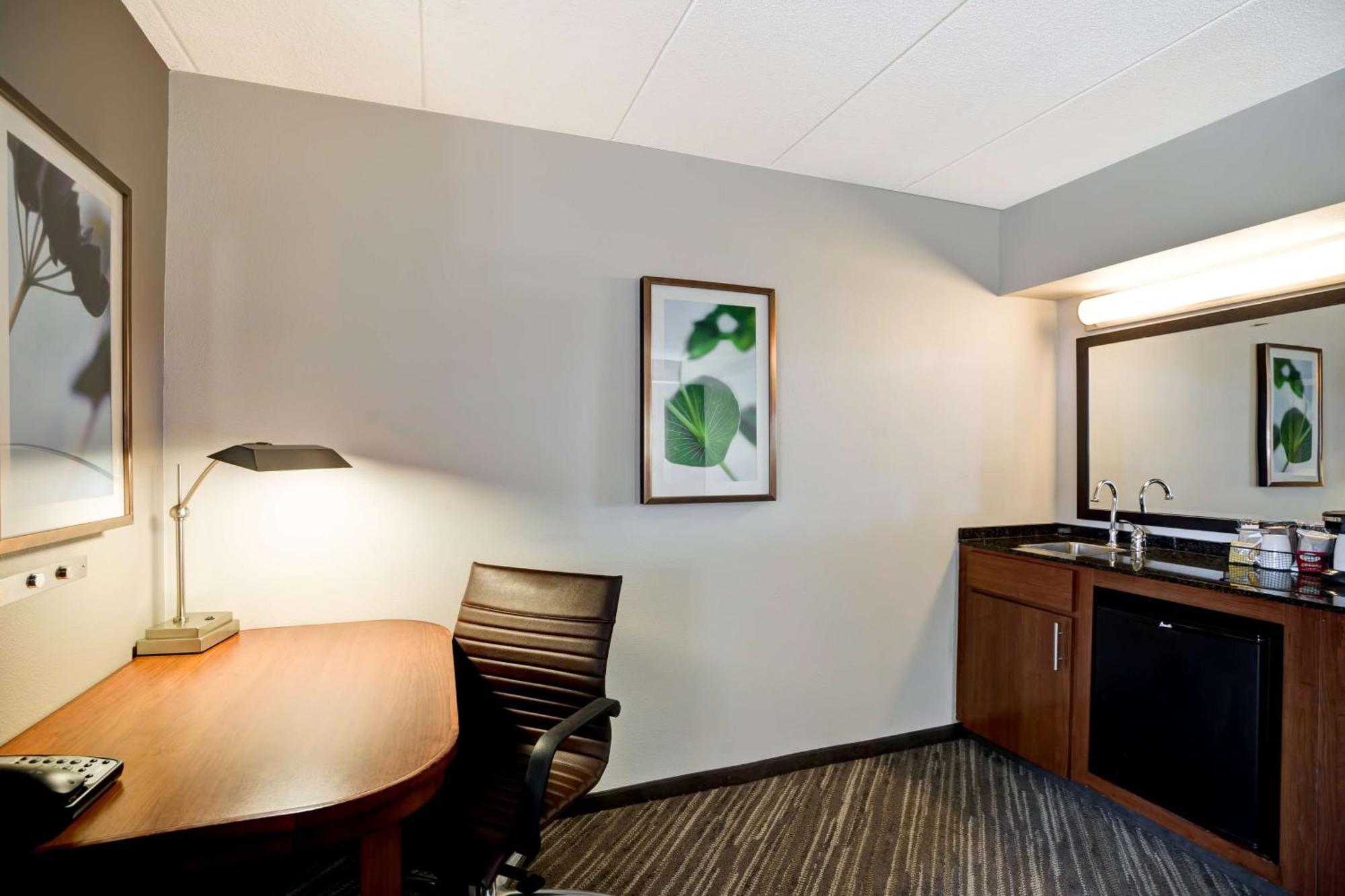 Hyatt Place Baltimore/Bwi Airport Линтикъм Екстериор снимка